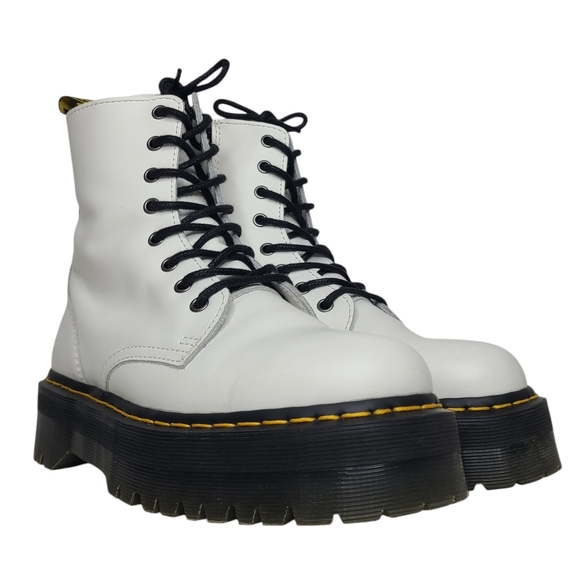 Dr. Martens Jadon Smooth Leather Platform Boots White Women's 9 Men's 8 Unisex - Picture 1 of 14